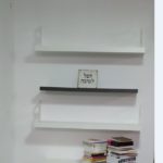 תליית מדפים צפים