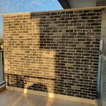 עבודת בריקים באנר קטן